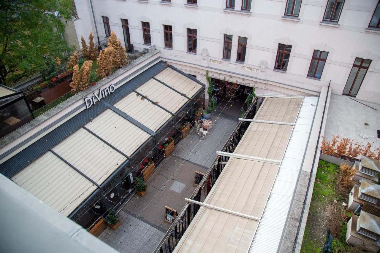 Apartment Downtown Cozy In The Gozsdu Garden